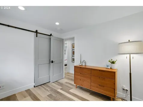 6472 Sw Dawn Street Lake Oswego OR 97035