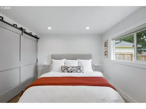 6472 Sw Dawn Street Lake Oswego OR 97035