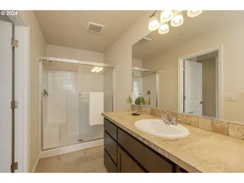 12961 SE 156th Avenue Happy Valley OR 97086