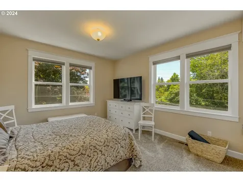 829 Se Umatilla Street Portland OR 97202