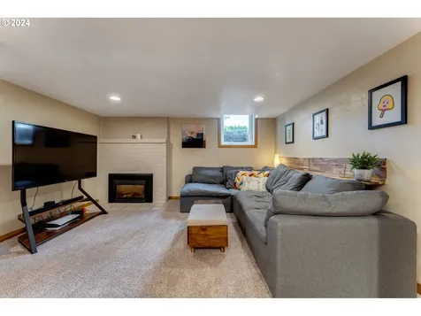 5905 Ne 37th Avenue Portland OR 97211