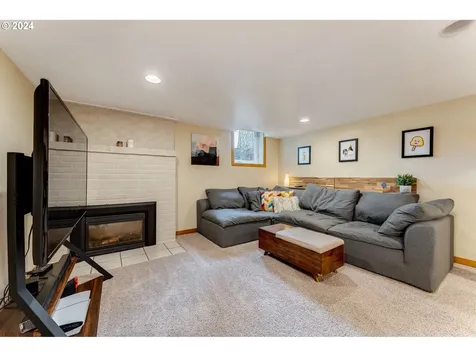 5905 Ne 37th Avenue Portland OR 97211