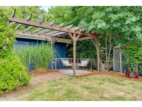 5905 Ne 37th Avenue Portland OR 97211