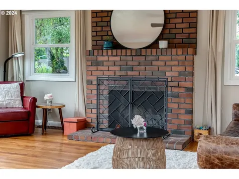 5905 Ne 37th Avenue Portland OR 97211