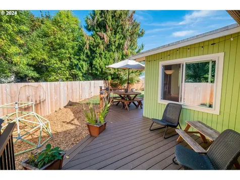 3880 Greenwood Street Eugene OR 97404