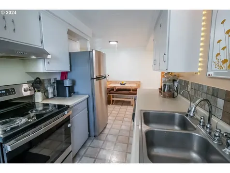 3880 Greenwood Street Eugene OR 97404