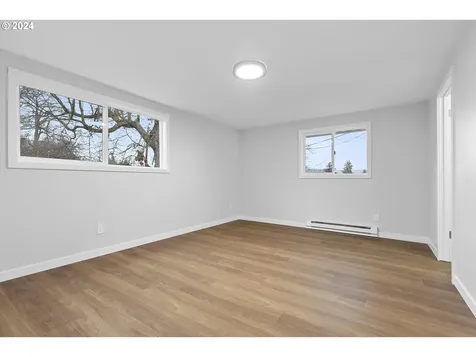 768 Fern Place Hood River OR 97031