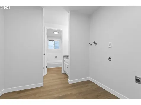 768 Fern Place Hood River OR 97031