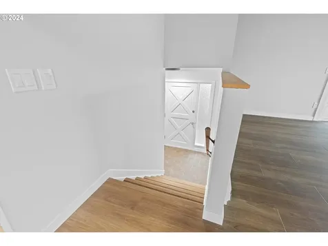 768 Fern Place Hood River OR 97031