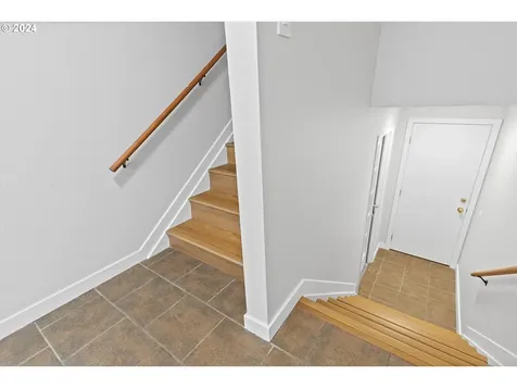 768 Fern Place Hood River OR 97031
