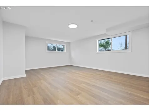 768 Fern Place Hood River OR 97031