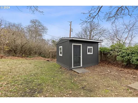 768 Fern Place Hood River OR 97031