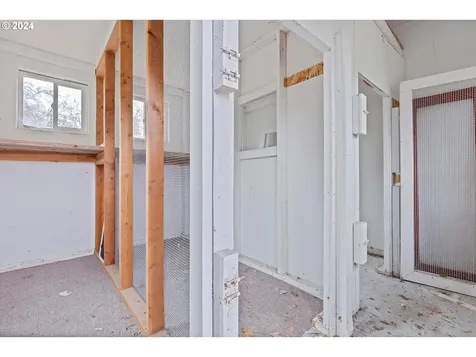 768 Fern Place Hood River OR 97031
