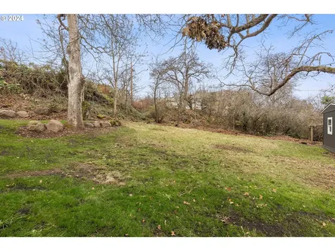 768 Fern Place Hood River OR 97031