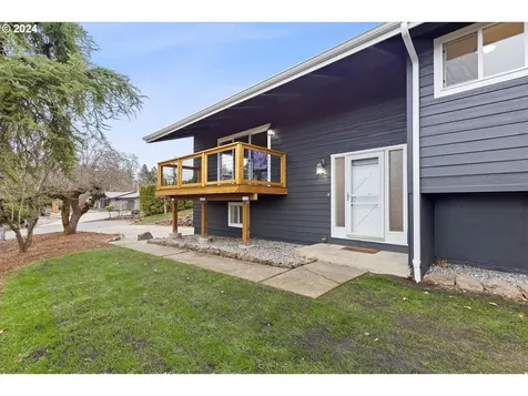 768 Fern Place Hood River OR 97031