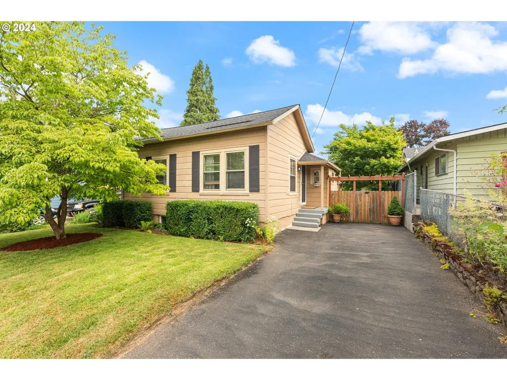 606 W 21st Street Vancouver WA 98660
