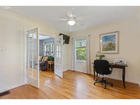 606 W 21st Street Vancouver WA 98660