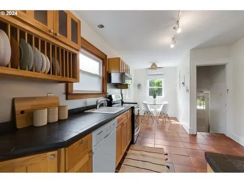 4611 Ne 29th Avenue Portland OR 97211