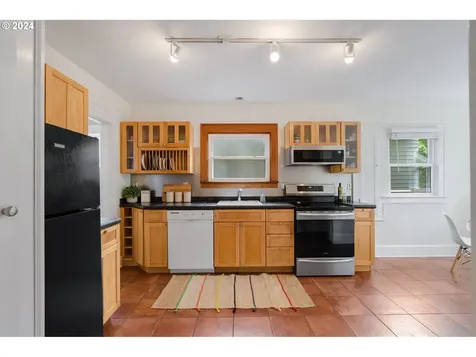 4611 Ne 29th Avenue Portland OR 97211