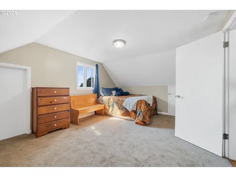 4005 Beech Street Tillamook OR 97141