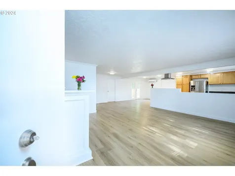 326 Nw Washington Street Sheridan OR 97378