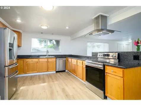 326 Nw Washington Street Sheridan OR 97378