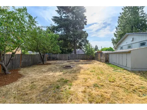 326 Nw Washington Street Sheridan OR 97378