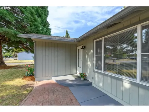 326 Nw Washington Street Sheridan OR 97378