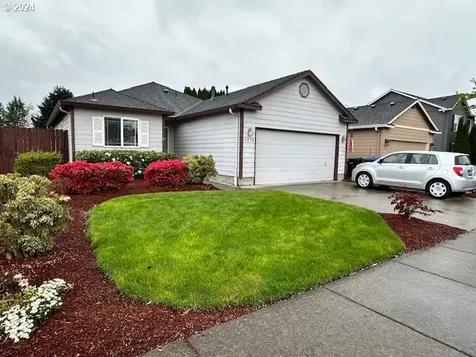 1276 Trent Avenue N Keizer OR 97303