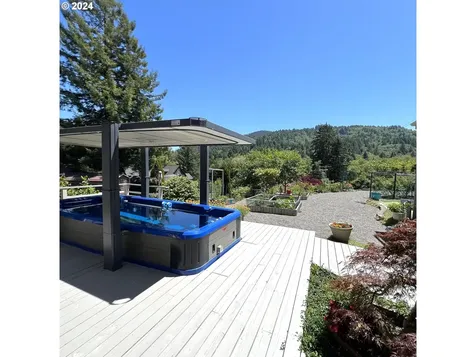 346 Winchuck River Road Brookings OR 97415