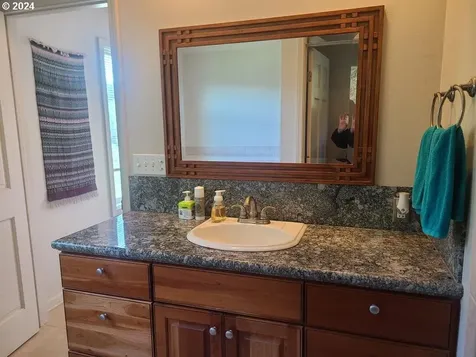 68860 Sandpoint Road North Bend OR 97459