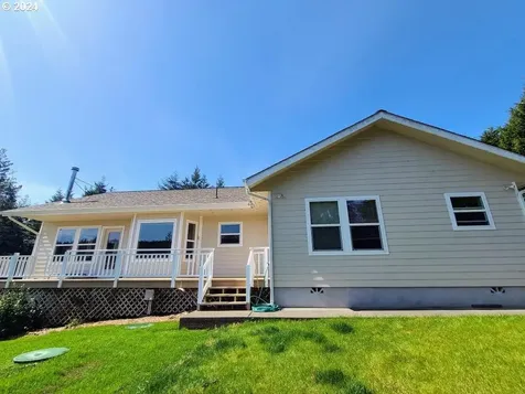 68860 Sandpoint Road North Bend OR 97459