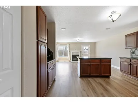 345 Auburn Lane Creswell OR 97426