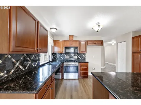 345 Auburn Lane Creswell OR 97426