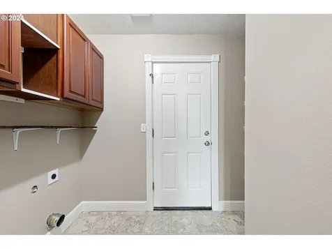 345 Auburn Lane Creswell OR 97426