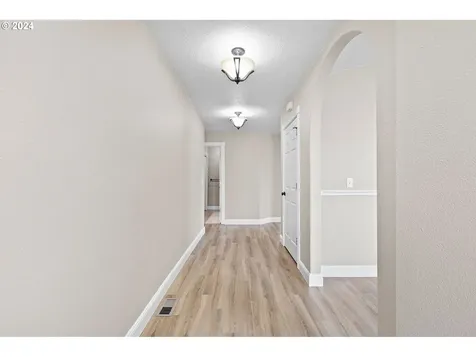 345 Auburn Lane Creswell OR 97426