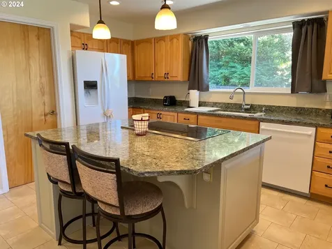 15696 Upper Benham Lane Brookings OR 97415