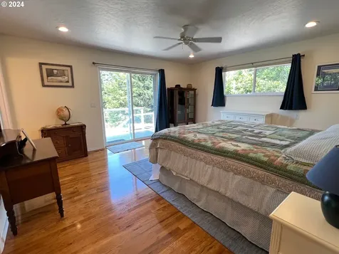15696 Upper Benham Lane Brookings OR 97415