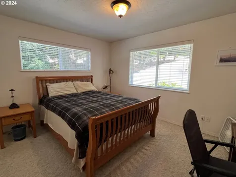 15696 Upper Benham Lane Brookings OR 97415