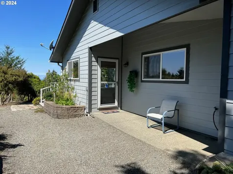 15696 Upper Benham Lane Brookings OR 97415