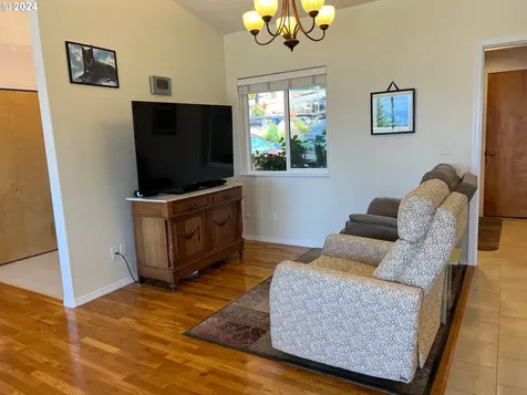 15696 Upper Benham Lane Brookings OR 97415