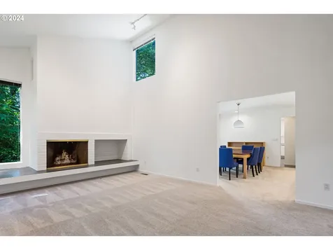 2275 SW Mayfield Avenue Portland OR 97225