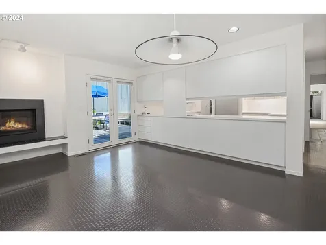 2275 SW Mayfield Avenue Portland OR 97225