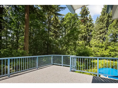 2275 SW Mayfield Avenue Portland OR 97225