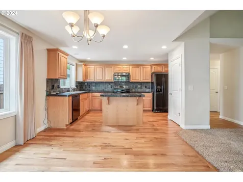 2932 Ne 88th Court Vancouver WA 98662