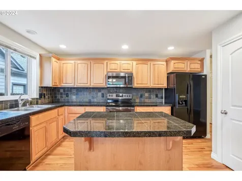 2932 Ne 88th Court Vancouver WA 98662