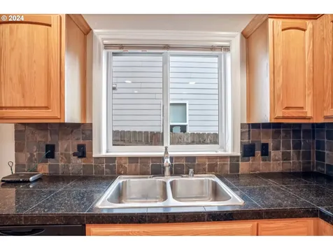 2932 Ne 88th Court Vancouver WA 98662