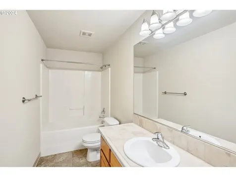 2932 Ne 88th Court Vancouver WA 98662
