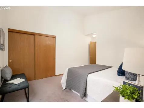 19439 Silverfox Parkway Oregon City OR 97045