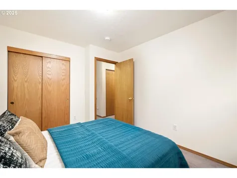 19439 Silverfox Parkway Oregon City OR 97045